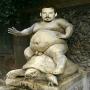 Guap_Statue.jpg